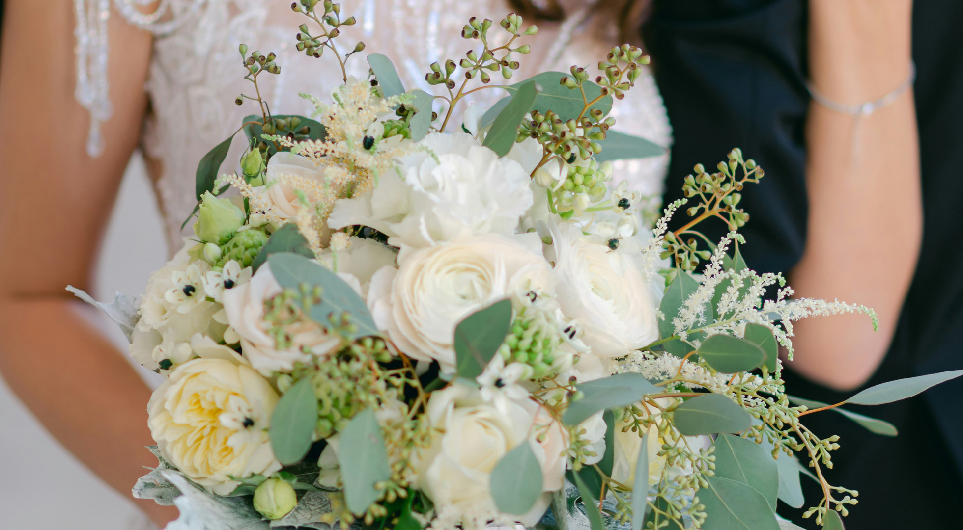 Sallys Florist, Forest of Dean flowers, Ross on Wye flowers, and Monmouth Flowers. Wedding, Tribute and Celebration flowers, Flower arranging in the Forest of Dean, Gloucestershire, flower gifts Forest of Dean